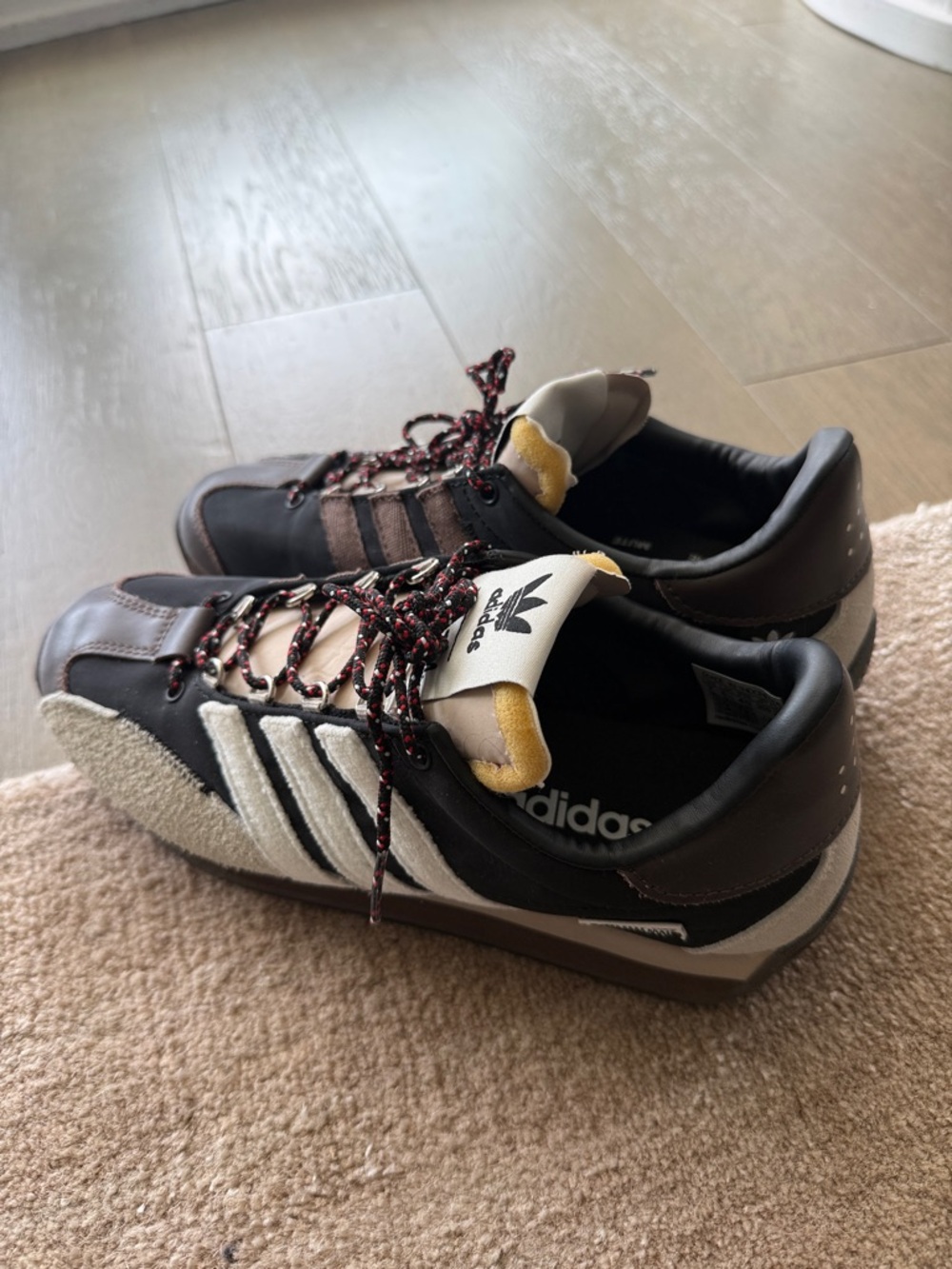 Adidas x song for the mute size 7/ 40 / 25cm